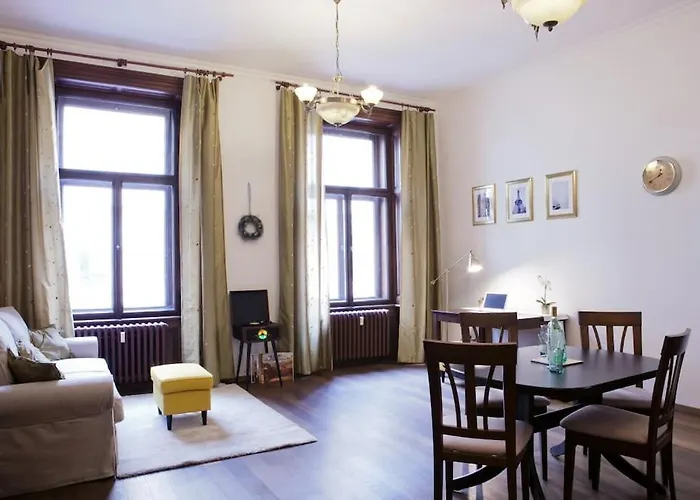 Rhythm And Style In Center Andel Апартаменты *